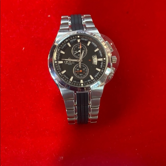 Watch - Picture 2 of 4